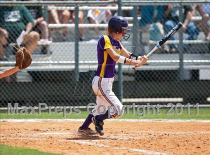 Thumbnail 2 in Santa Fe vs Montgomery (UIL 4A Region III Final - Game 3) photogallery.