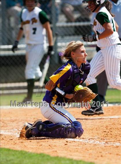 Thumbnail 2 in Santa Fe vs Montgomery (UIL 4A Region III Final - Game 3) photogallery.