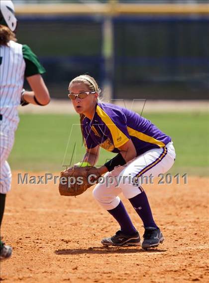 Thumbnail 1 in Santa Fe vs Montgomery (UIL 4A Region III Final - Game 3) photogallery.