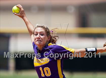 Thumbnail 3 in Santa Fe vs Montgomery (UIL 4A Region III Final - Game 3) photogallery.