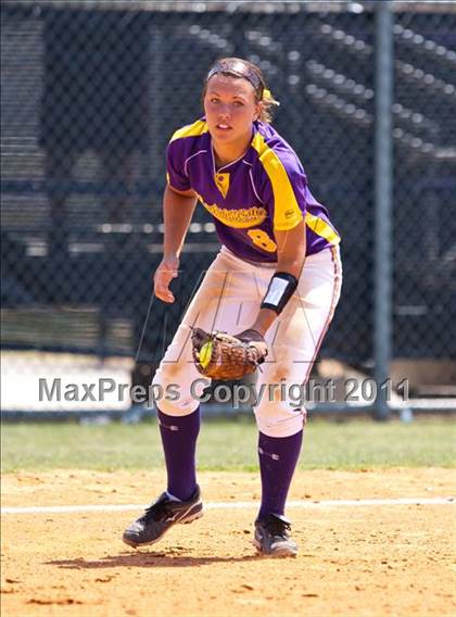 Thumbnail 2 in Santa Fe vs Montgomery (UIL 4A Region III Final - Game 3) photogallery.