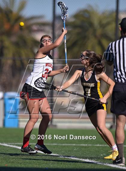 Thumbnail 1 in Lick-Wilmerding vs. Marin Academy photogallery.