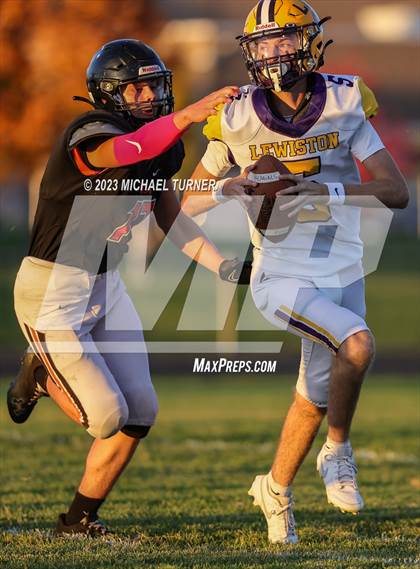Thumbnail 3 in Lewiston @ Post Falls  photogallery.