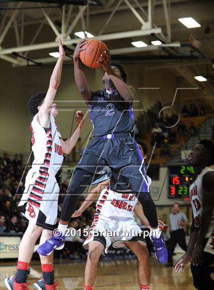 Thumbnail 2 in Garfield vs David Douglas (Les Schwab Invitational) photogallery.