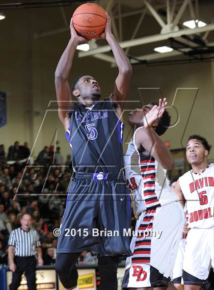 Thumbnail 2 in Garfield vs David Douglas (Les Schwab Invitational) photogallery.