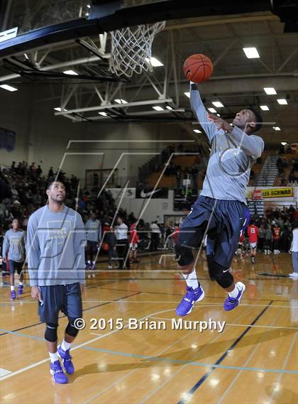 Thumbnail 2 in Garfield vs David Douglas (Les Schwab Invitational) photogallery.