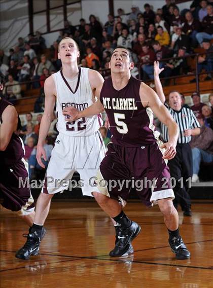 Thumbnail 3 in Benton v. Mt. Carmel (IHSA Class 2A Carmi Regional Semi-Final) photogallery.