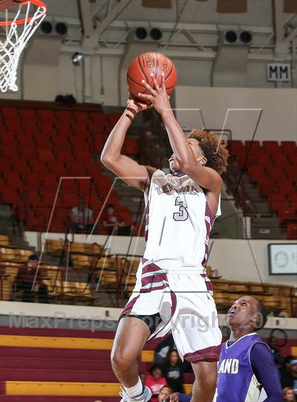 Thumbnail 1 in Lewisville vs. Midland (Fantasy of Lights Tournament) photogallery.