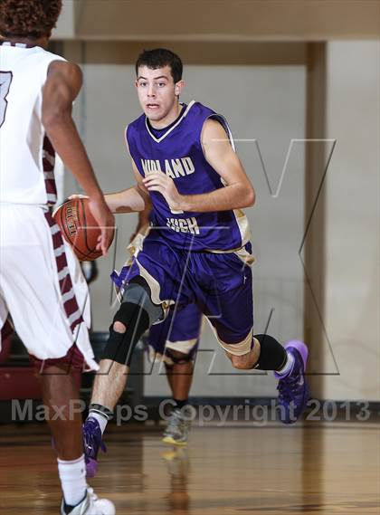 Thumbnail 2 in Lewisville vs. Midland (Fantasy of Lights Tournament) photogallery.