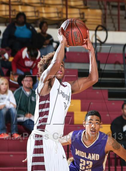 Thumbnail 1 in Lewisville vs. Midland (Fantasy of Lights Tournament) photogallery.