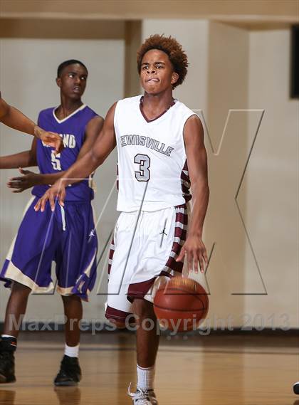 Thumbnail 2 in Lewisville vs. Midland (Fantasy of Lights Tournament) photogallery.