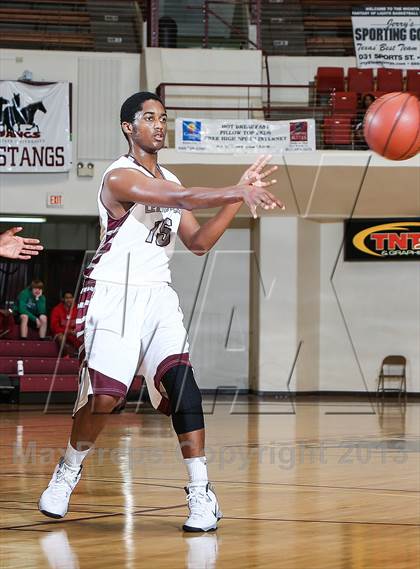 Thumbnail 3 in Lewisville vs. Midland (Fantasy of Lights Tournament) photogallery.