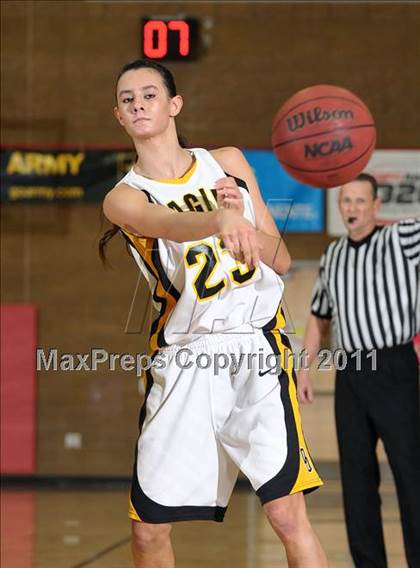 Thumbnail 3 in Berkley vs. Del Oro (Common Good Classic) photogallery.