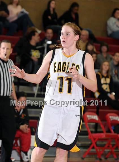 Thumbnail 2 in Berkley vs. Del Oro (Common Good Classic) photogallery.