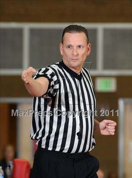 Thumbnail 3 in Berkley vs. Del Oro (Common Good Classic) photogallery.
