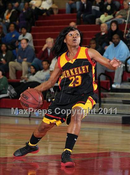 Thumbnail 3 in Berkley vs. Del Oro (Common Good Classic) photogallery.