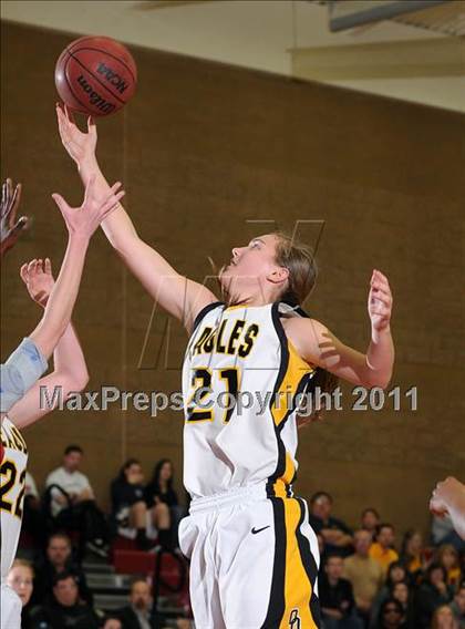 Thumbnail 1 in Berkley vs. Del Oro (Common Good Classic) photogallery.
