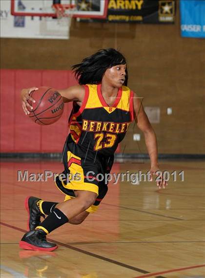 Thumbnail 2 in Berkley vs. Del Oro (Common Good Classic) photogallery.