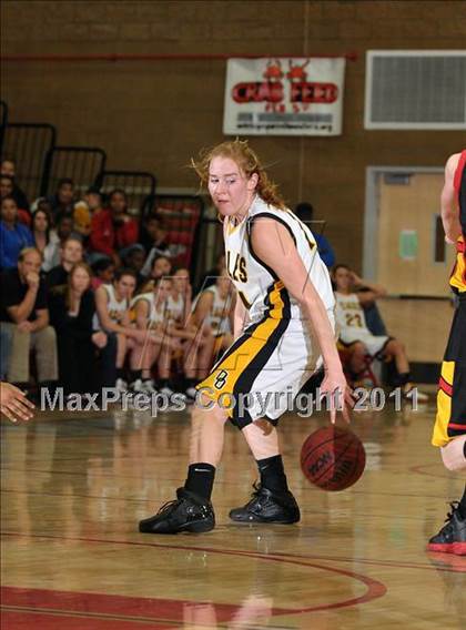 Thumbnail 3 in Berkley vs. Del Oro (Common Good Classic) photogallery.