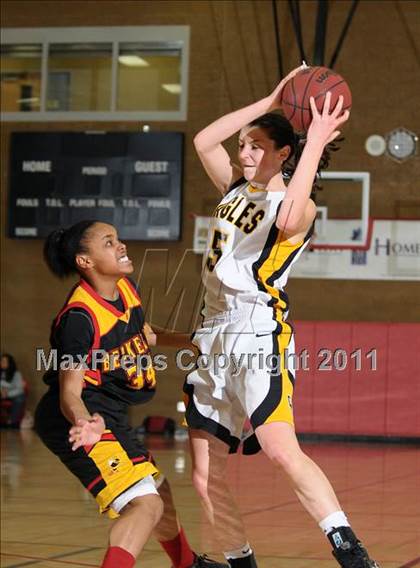 Thumbnail 1 in Berkley vs. Del Oro (Common Good Classic) photogallery.