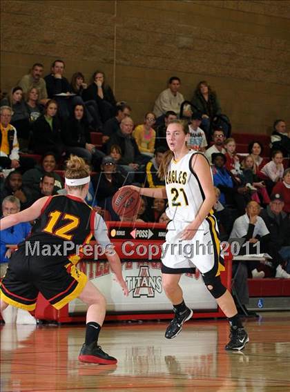 Thumbnail 1 in Berkley vs. Del Oro (Common Good Classic) photogallery.