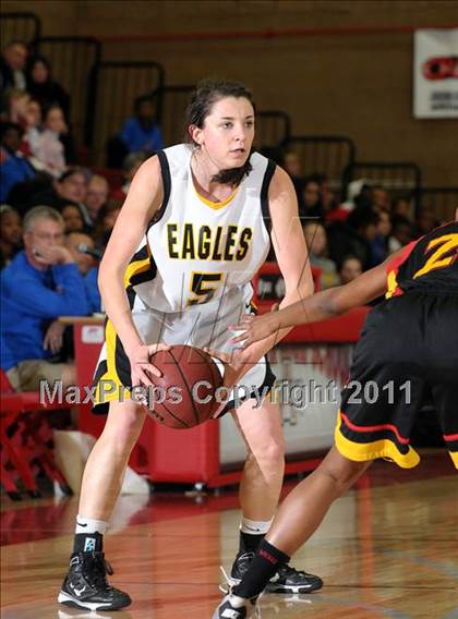 Thumbnail 3 in Berkley vs. Del Oro (Common Good Classic) photogallery.