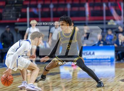 Thumbnail 3 in   Bridgehampton vs Panama (NYSPHSAA Class D Championship) photogallery.