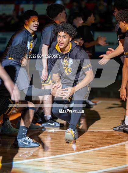 Thumbnail 1 in   Bridgehampton vs Panama (NYSPHSAA Class D Championship) photogallery.