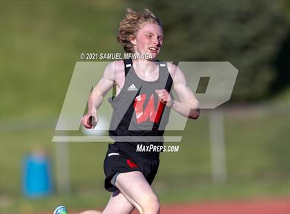 Thumbnail 2 in Metro Conference Track and Field Meet (4X400 Meter) photogallery.