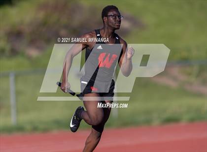 Thumbnail 3 in Metro Conference Track and Field Meet (4X400 Meter) photogallery.