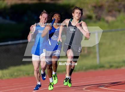 Thumbnail 3 in Metro Conference Track and Field Meet (4X400 Meter) photogallery.