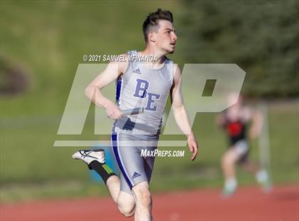 Thumbnail 3 in Metro Conference Track and Field Meet (4X400 Meter) photogallery.