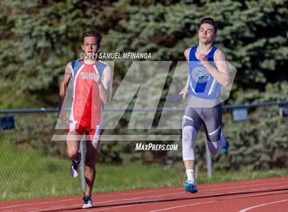 Thumbnail 1 in Metro Conference Track and Field Meet (4X400 Meter) photogallery.