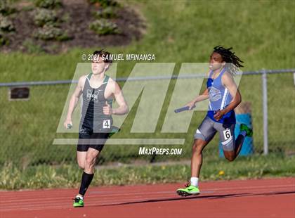 Thumbnail 2 in Metro Conference Track and Field Meet (4X400 Meter) photogallery.