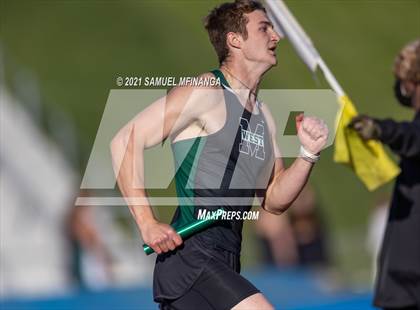 Thumbnail 1 in Metro Conference Track and Field Meet (4X400 Meter) photogallery.