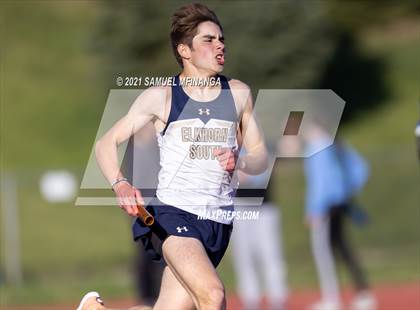 Thumbnail 2 in Metro Conference Track and Field Meet (4X400 Meter) photogallery.