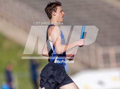 Thumbnail 3 in Metro Conference Track and Field Meet (4X400 Meter) photogallery.