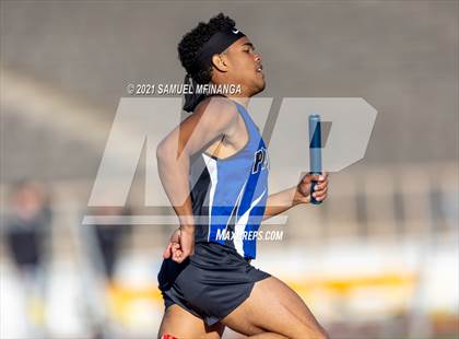 Thumbnail 1 in Metro Conference Track and Field Meet (4X400 Meter) photogallery.