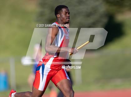 Thumbnail 3 in Metro Conference Track and Field Meet (4X400 Meter) photogallery.
