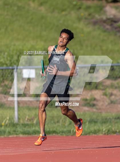Thumbnail 3 in Metro Conference Track and Field Meet (4X400 Meter) photogallery.