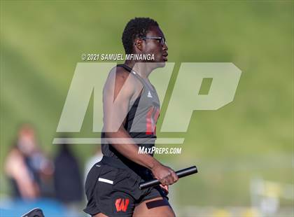Thumbnail 1 in Metro Conference Track and Field Meet (4X400 Meter) photogallery.