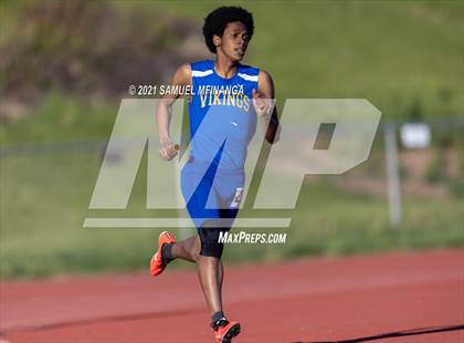 Thumbnail 3 in Metro Conference Track and Field Meet (4X400 Meter) photogallery.