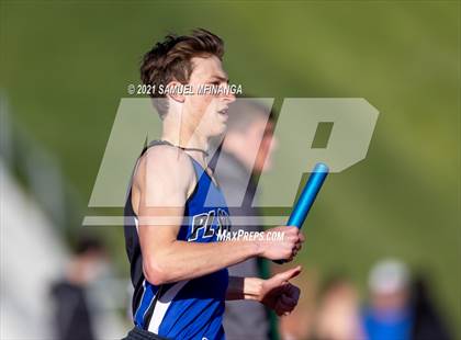 Thumbnail 3 in Metro Conference Track and Field Meet (4X400 Meter) photogallery.