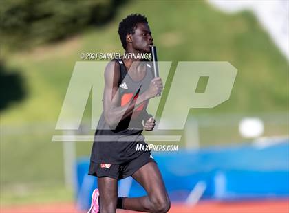 Thumbnail 3 in Metro Conference Track and Field Meet (4X400 Meter) photogallery.