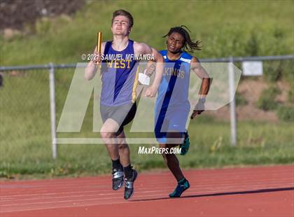 Thumbnail 2 in Metro Conference Track and Field Meet (4X400 Meter) photogallery.
