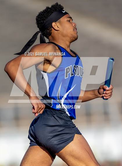 Thumbnail 3 in Metro Conference Track and Field Meet (4X400 Meter) photogallery.