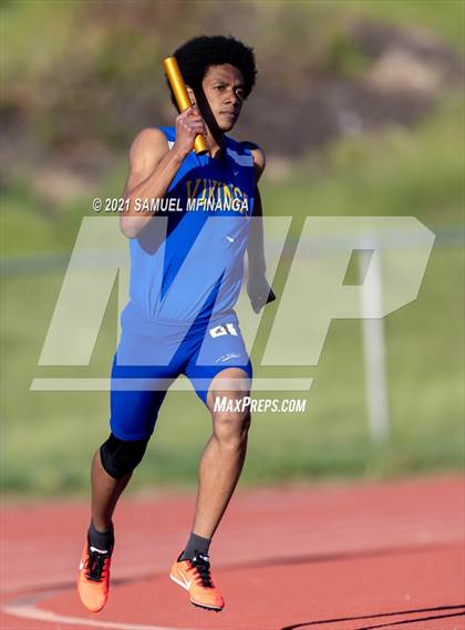 Thumbnail 3 in Metro Conference Track and Field Meet (4X400 Meter) photogallery.