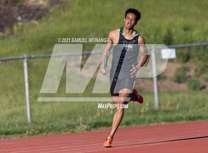 Thumbnail 1 in Metro Conference Track and Field Meet (4X400 Meter) photogallery.