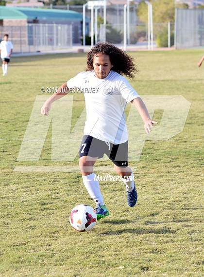 Thumbnail 3 in Cimarron-Memorial vs Palo Verde photogallery.