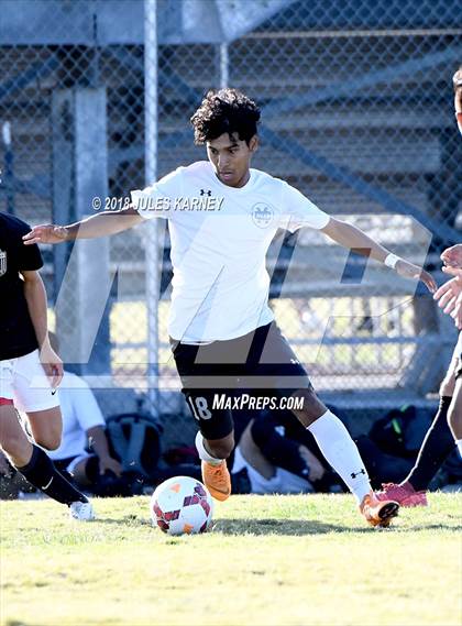 Thumbnail 3 in Cimarron-Memorial vs Palo Verde photogallery.